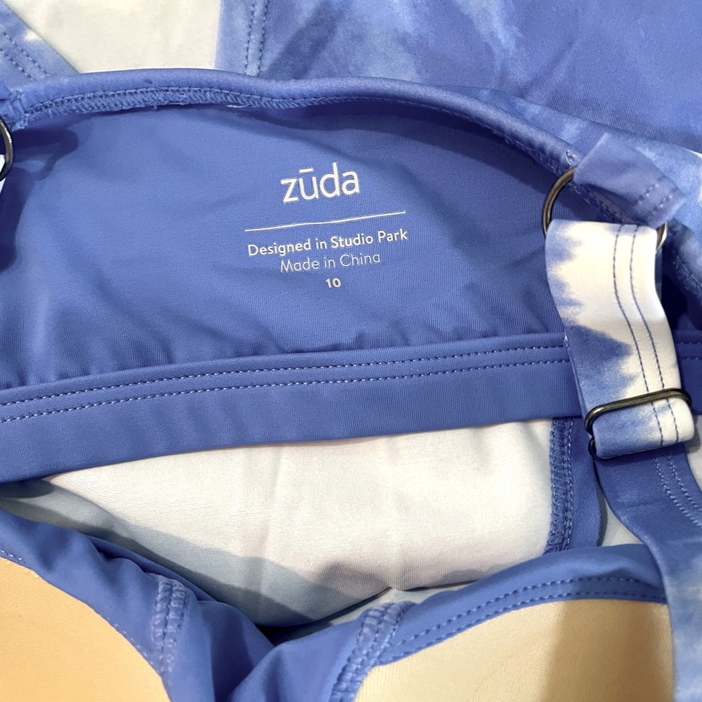 Zuda Flowy Tankini with Adjustable Straps - Picture 4 of 5